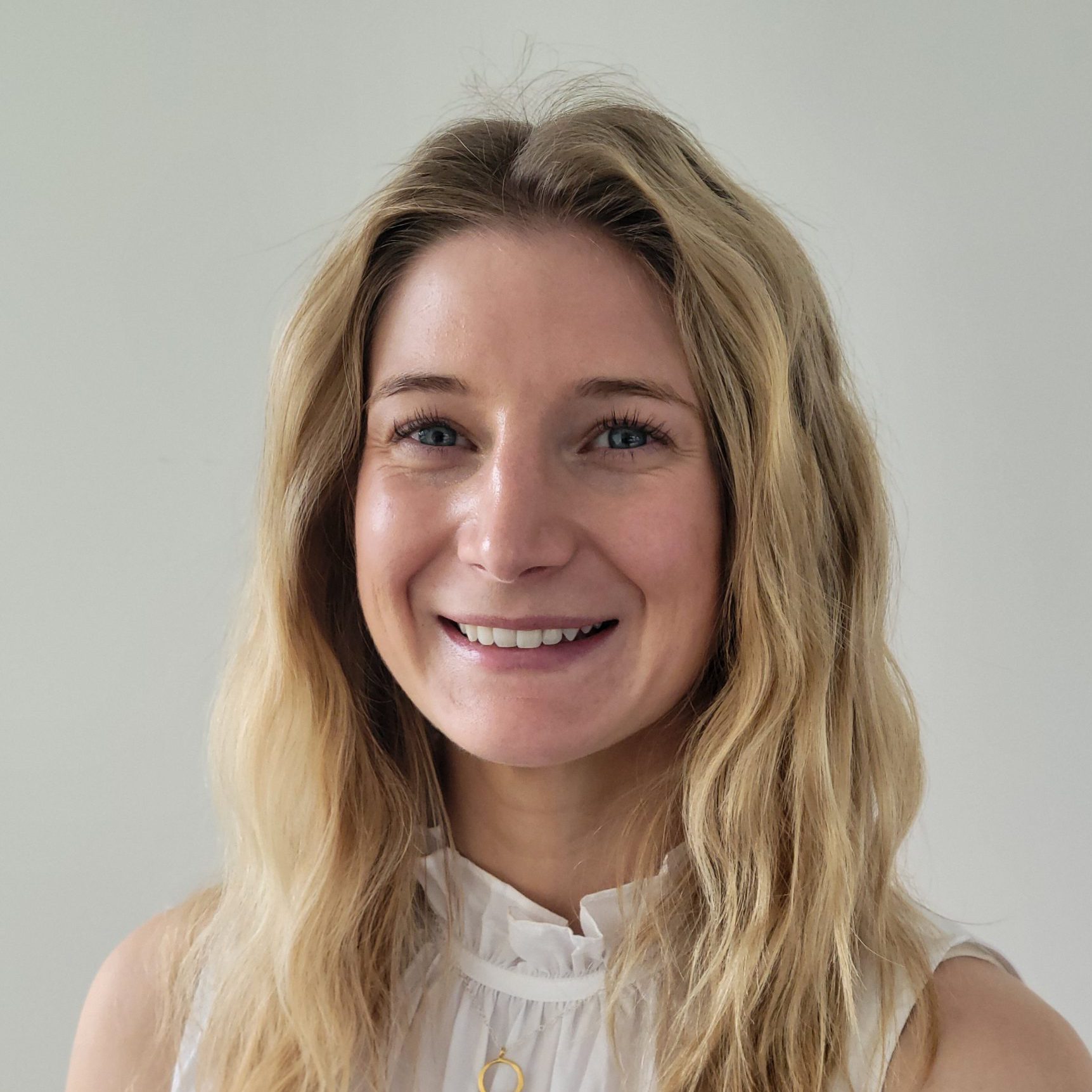 Lily, Key Account Manager