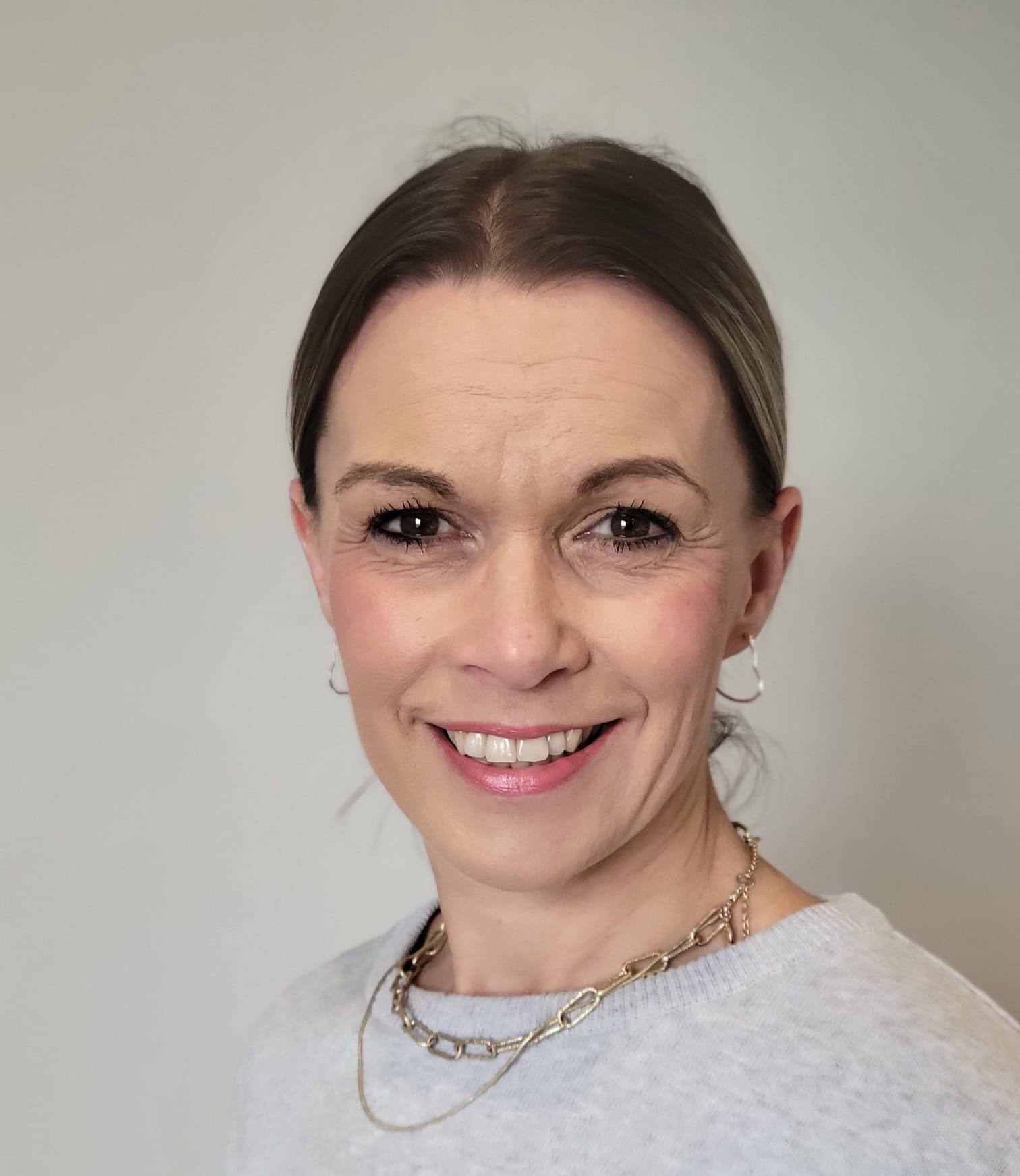 Sarah, Practice Manager