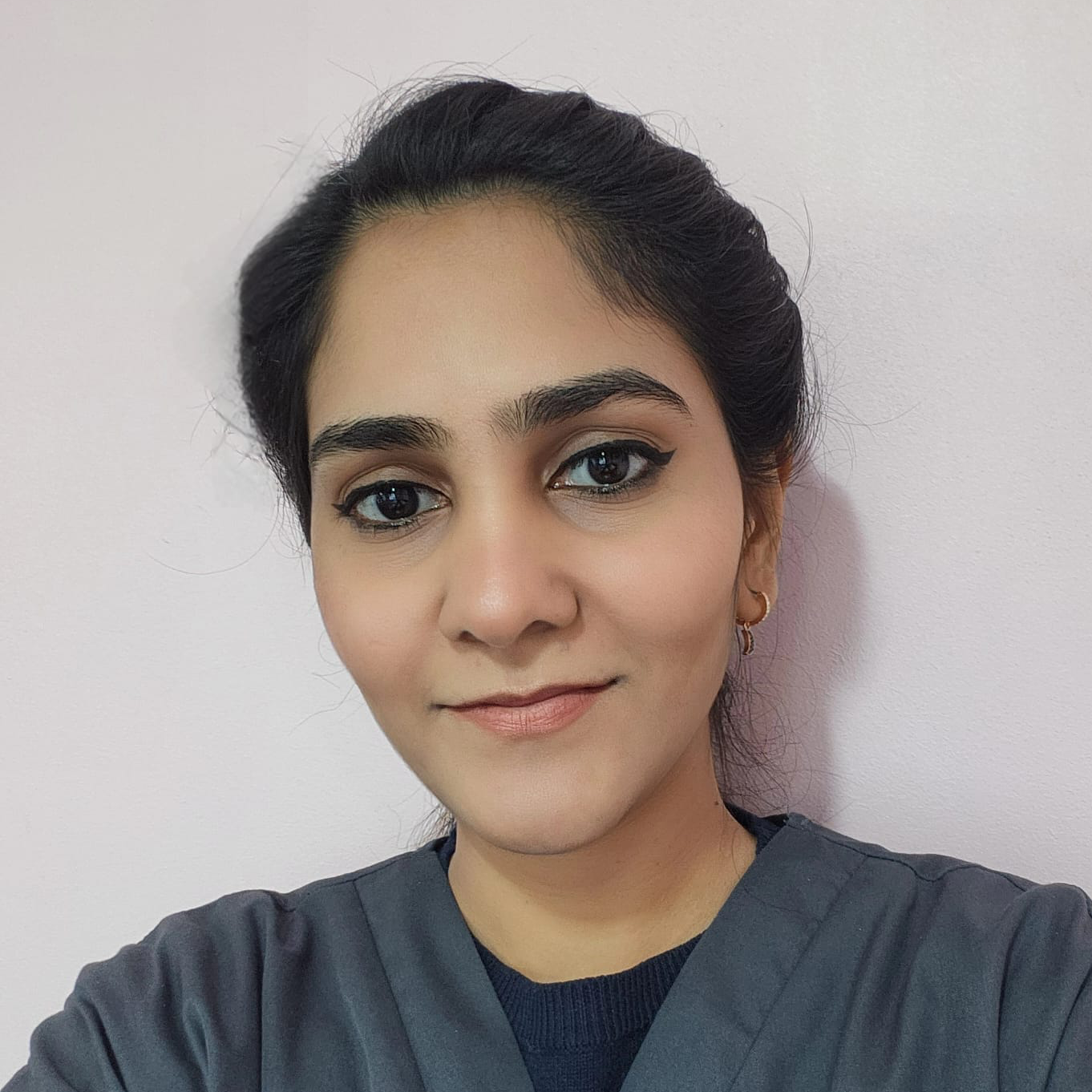 Sundus, Dentist